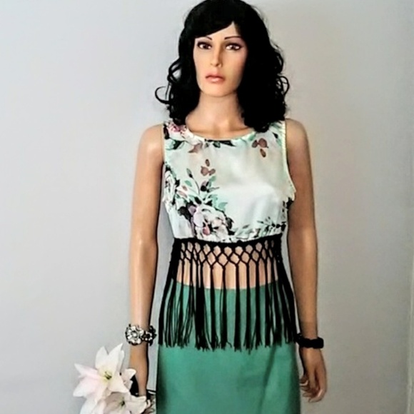 Fuchsia Pink & Mint Green Floral Crop Top - Picture 6 of 7